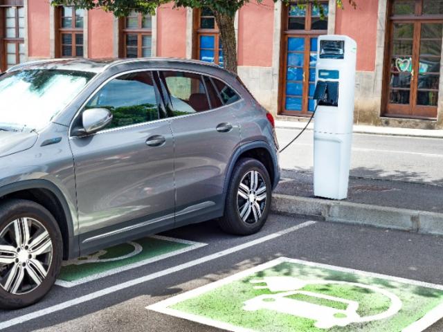 Combien coûte l'installation d'une borne de recharge électrique ?